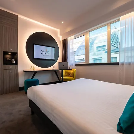 Néméa Paris 4*